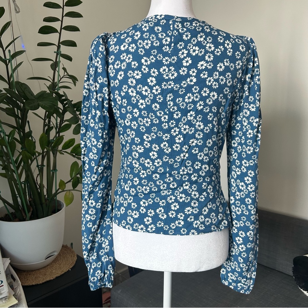 Nell Top in Dana Print - Picture 8 of 11
